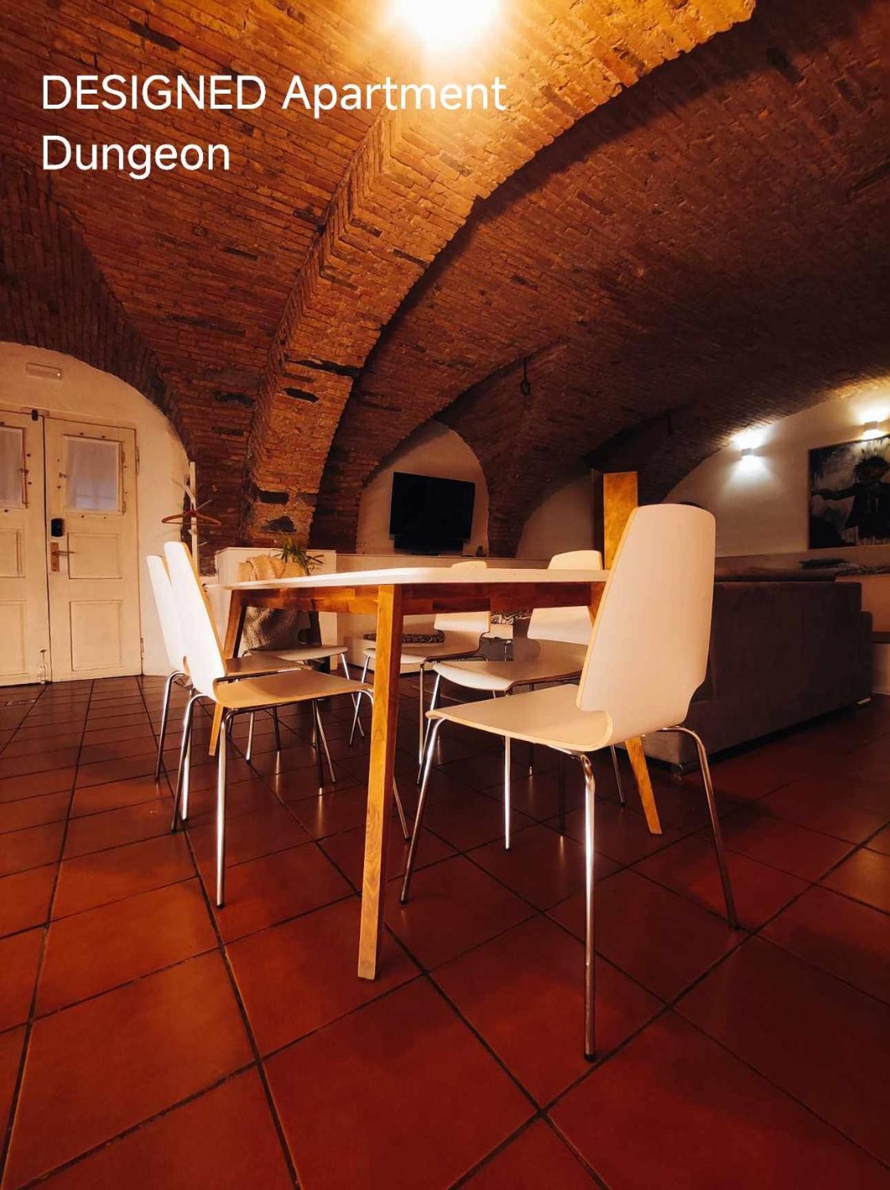 Dungeon Apartment Lublana Zewnętrze zdjęcie